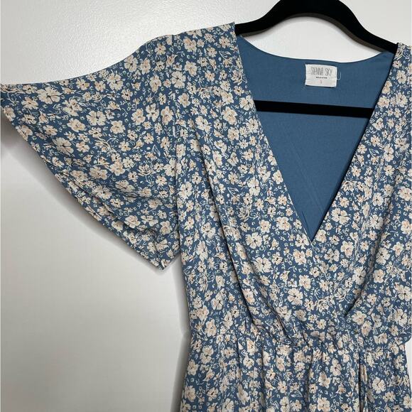 Sienna Sky Floral Ditsy Pattern Flutter Sleeves Hi-Low Wrap Midi Dress Blue S - Picture 7 of 12